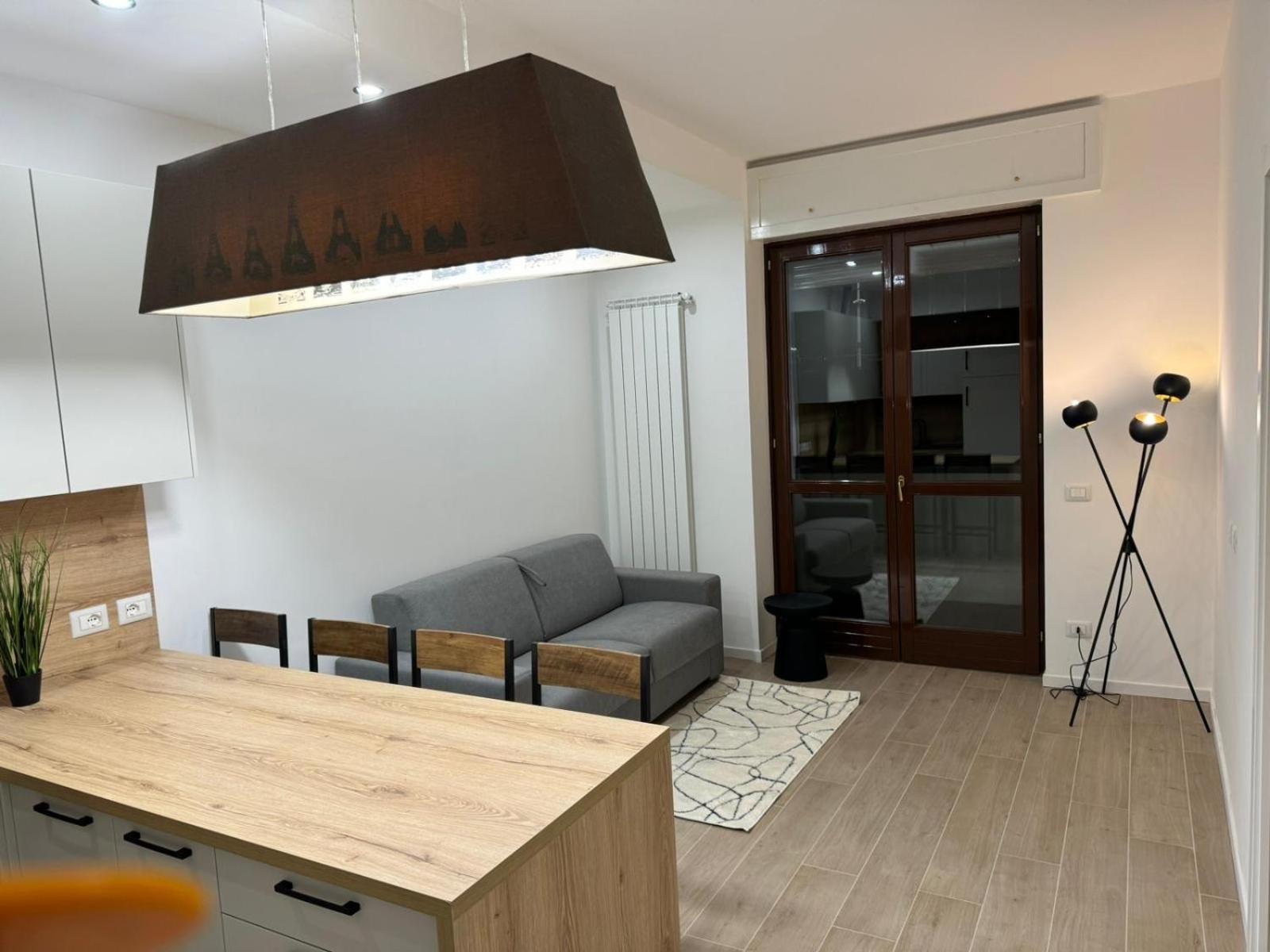 Feel - Central Beat Apartment Бергамо Екстер'єр фото
